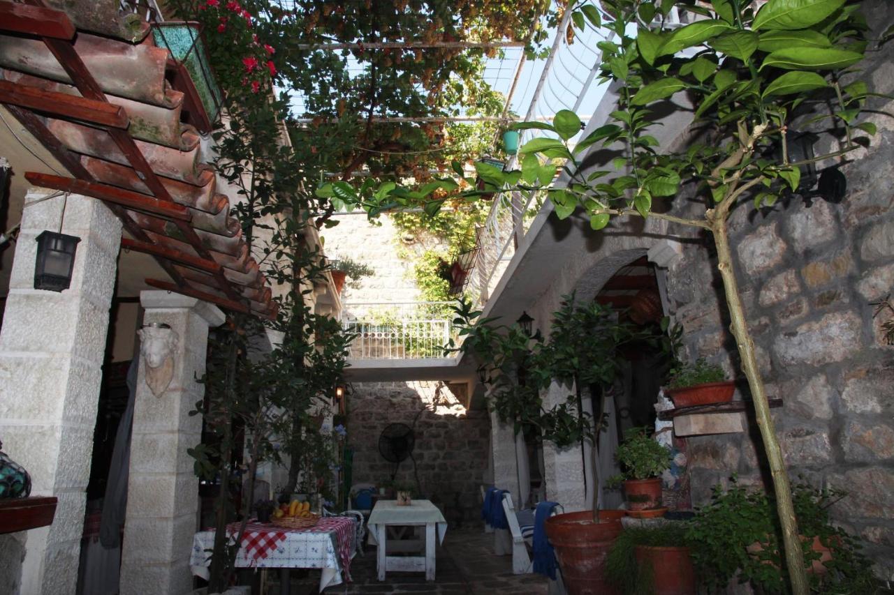 Location Old Town *